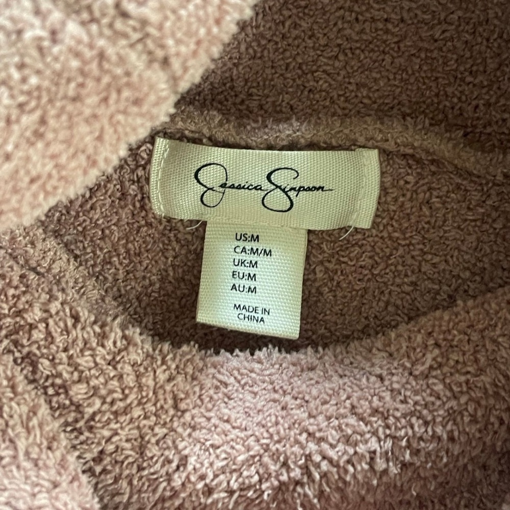 Sweater - Picture 2 of 3